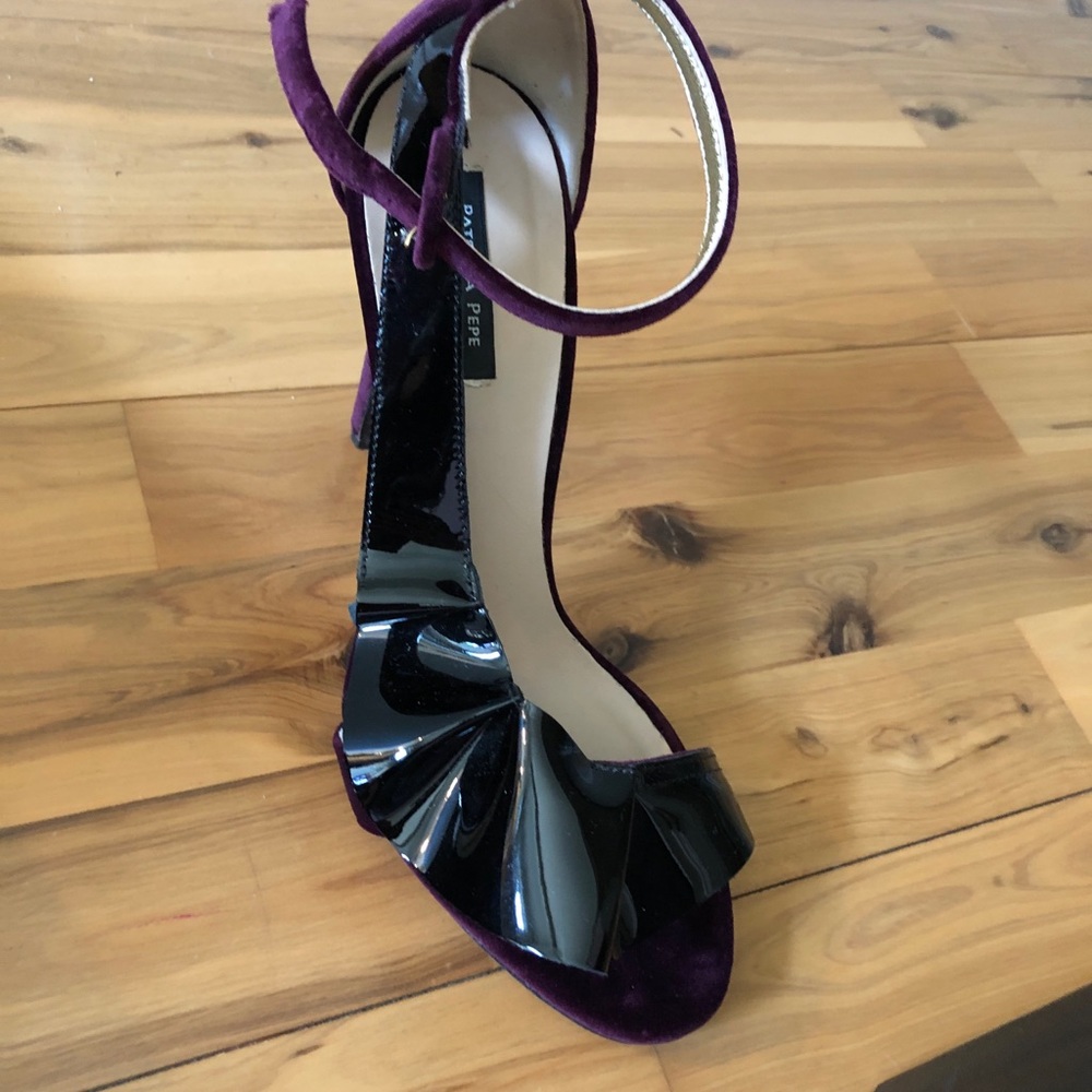Patricia Pepe shoes NWT